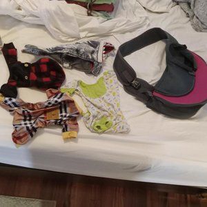 PUPPY/ SMALL (XS) DOG / CAT LOT. OUTFITS AND CARRIER / SLING